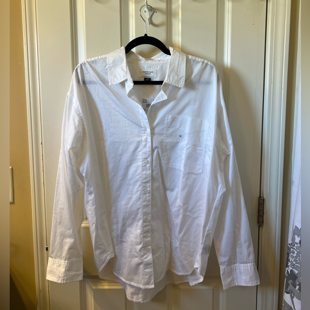 NWT-AE OVERSIZED OXFORD BUTTON-UP SHIRT-SIZE M